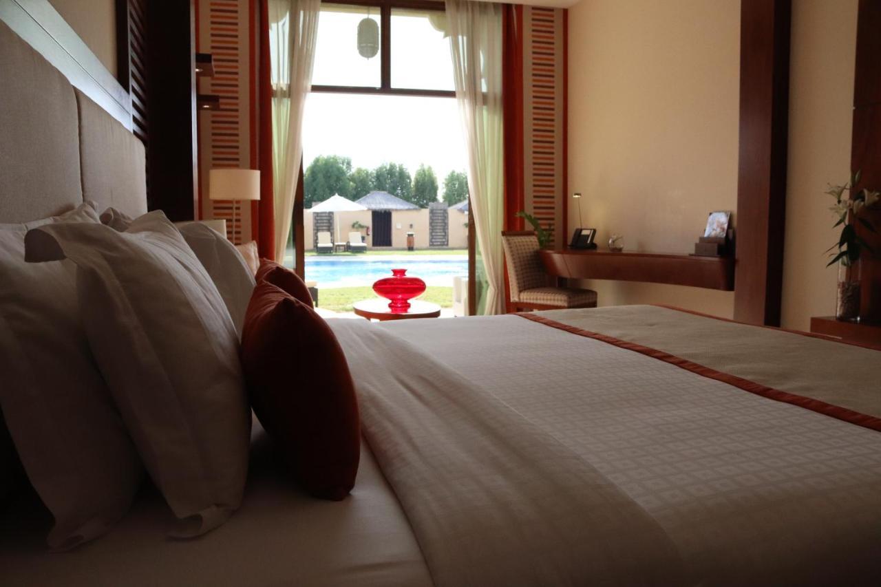 Western Hotel - Madinat Zayed Bagian luar foto
