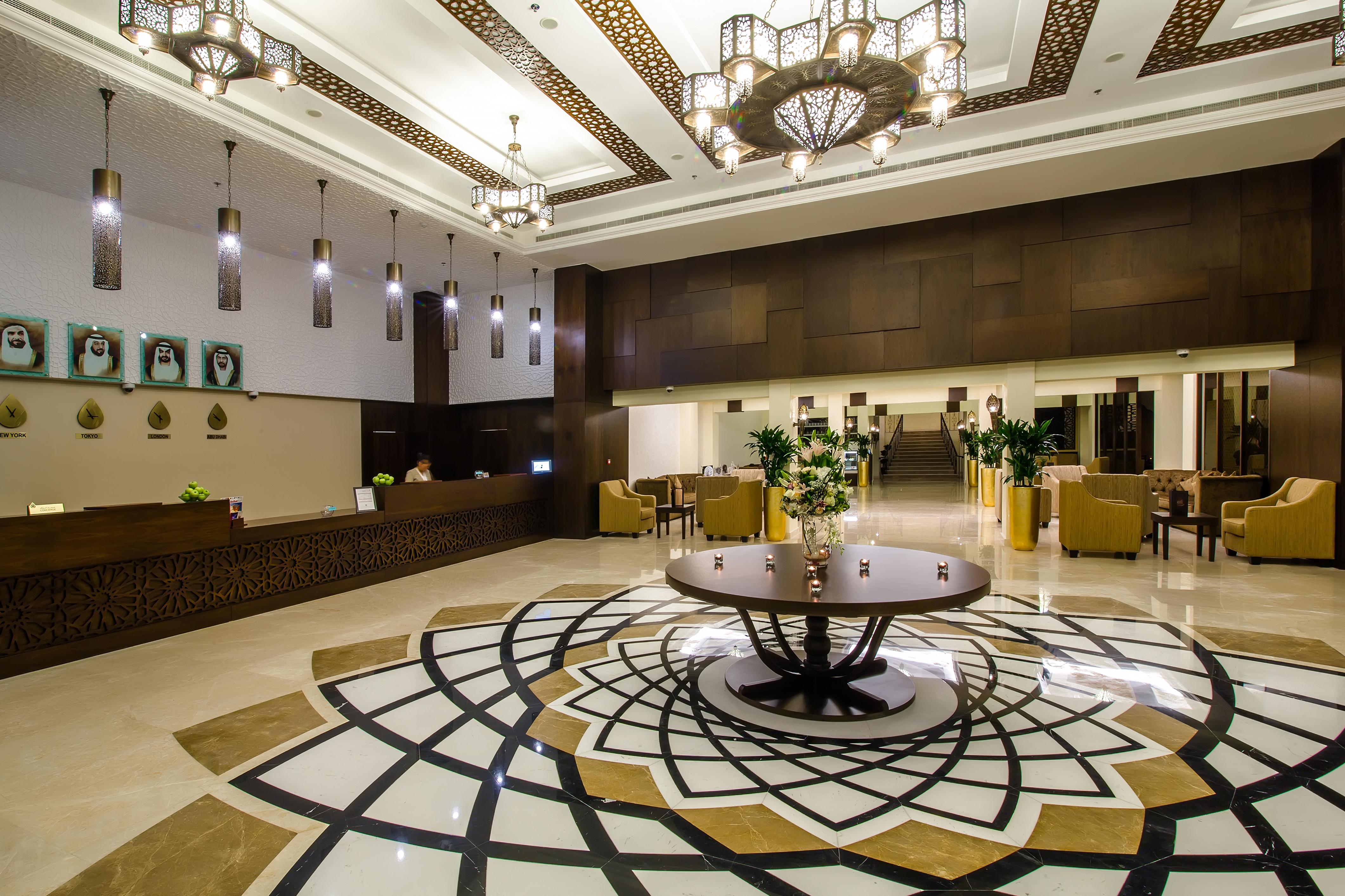 Western Hotel - Madinat Zayed Bagian luar foto